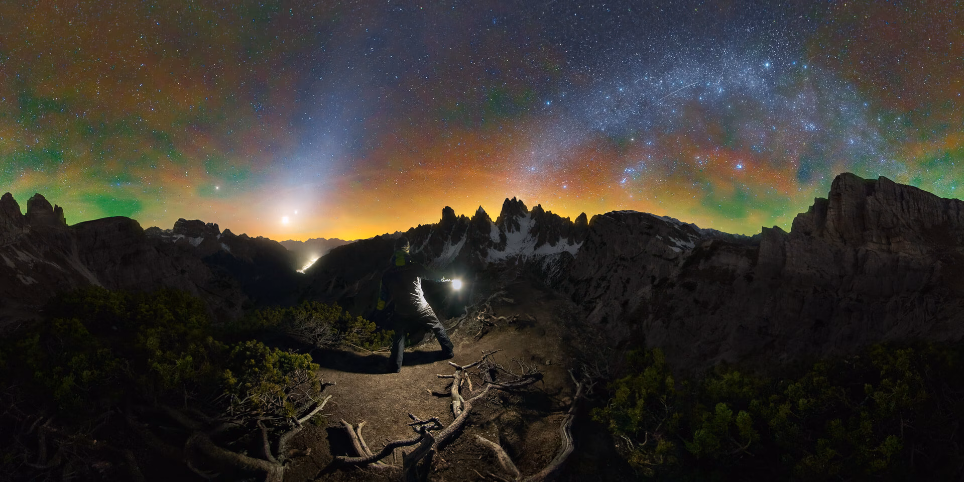 dolomites-milkyway-zodiacal-light-alex-wides.avif